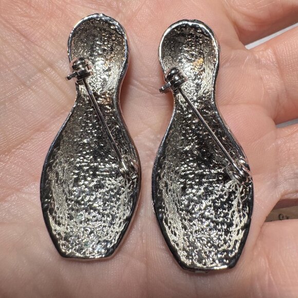 Bowling Pin Brooch Set, Vintage Patriotic Enamel Pins (Pair) - Picture 4 of 6